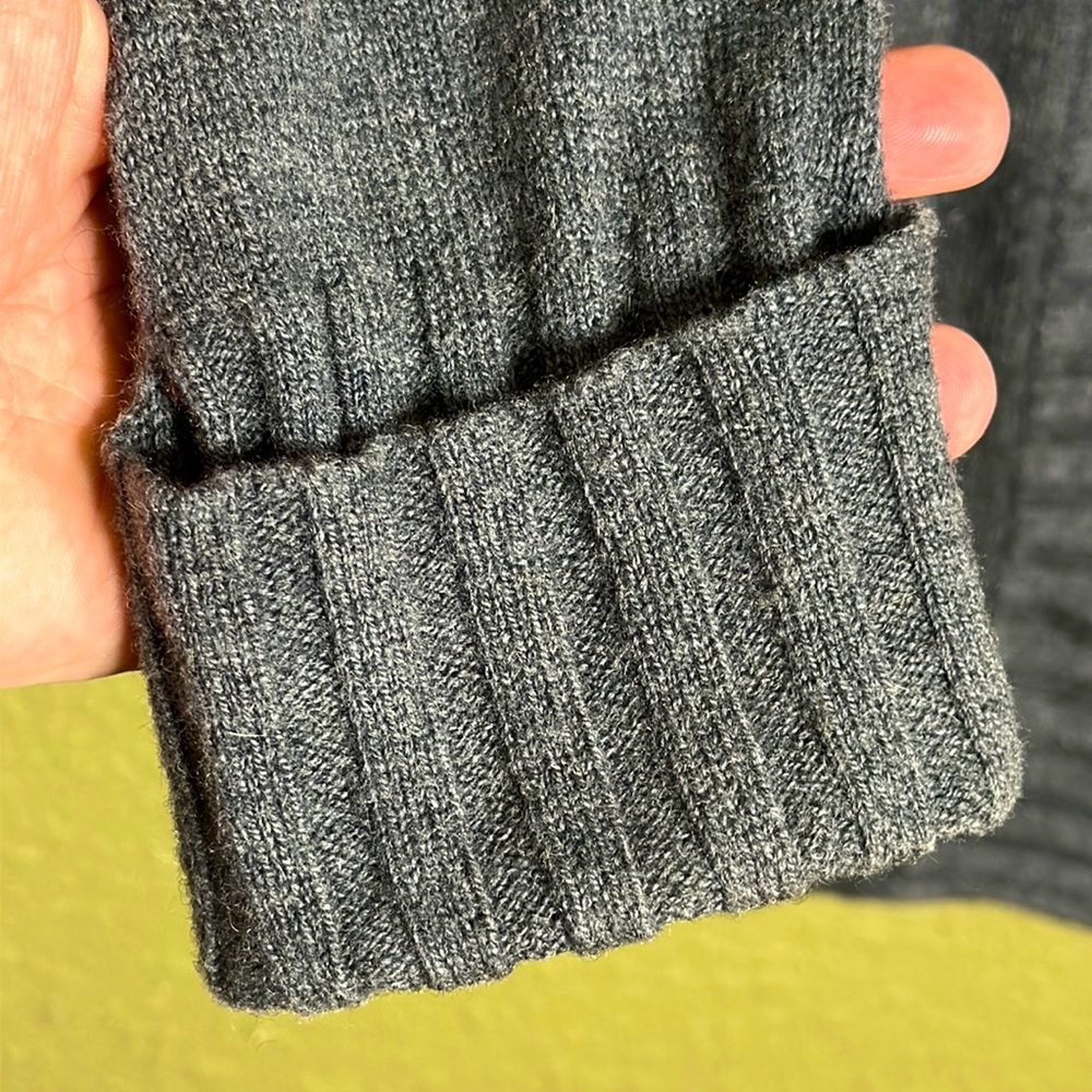 PATAGONIA Women’s Lambswool Blend Cardigan - Picture 6 of 10